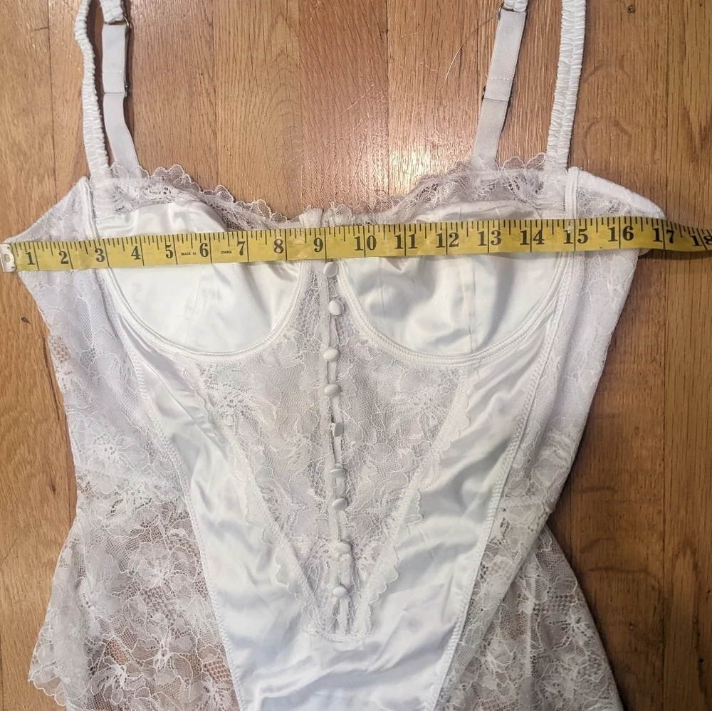 Free People Intimately Afternoon Kiss Bodysuit in White sz LRG​​